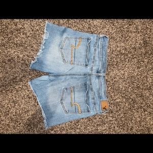 American Eagle MIDI shorts